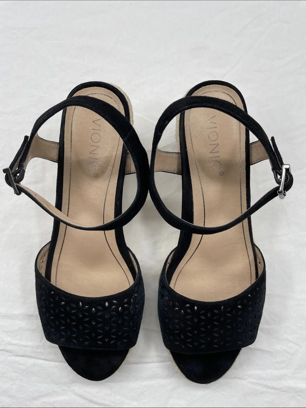 Vionic Tulum Ariel Wedge Sandals. 10M.